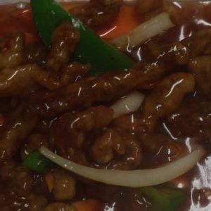 125. Beef with Honey & Chilli Sauce